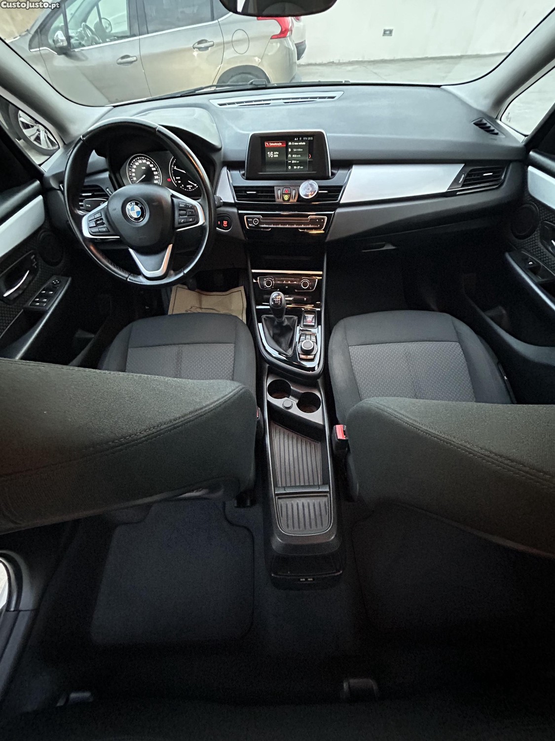 BMW 216 Active Tourer D — fotografia 5