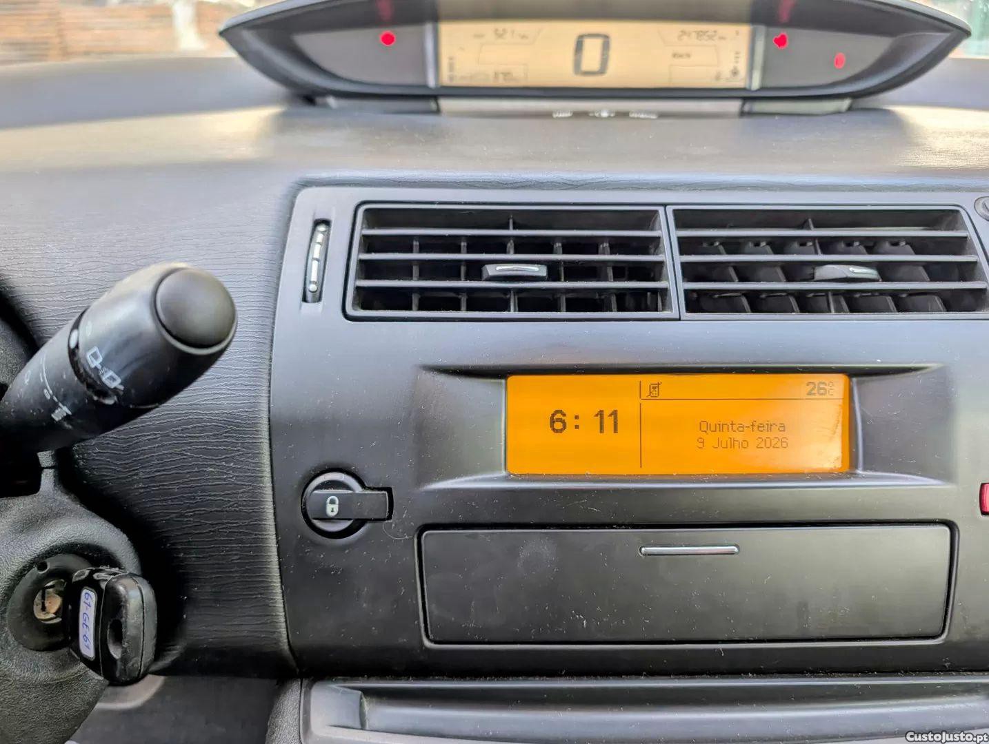 Citroën C4 1.6 hdi sx — fotografia 5