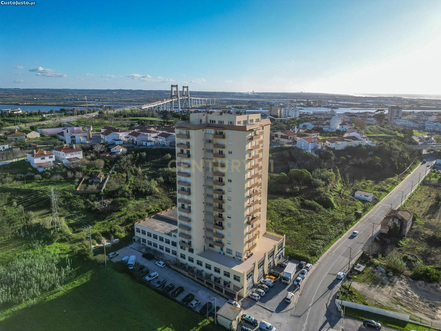 Apartamento T3 com parqueamento - Figueira da Foz