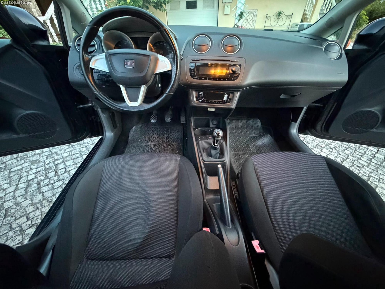 SEAT Ibiza 6J - 1.6 - 90CV — fotografia 4
