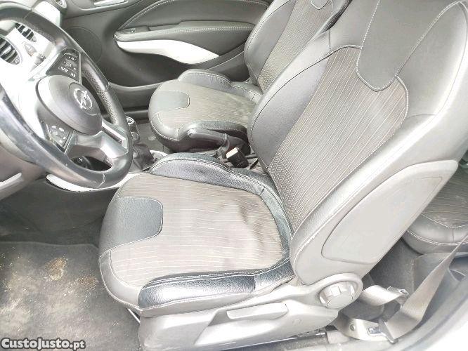 Opel Adam 1.4cc Glam — fotografia 6