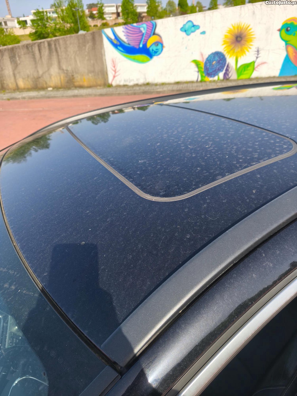 Volvo V60 R design 2.0 D3, motor5 cilindros — fotografia 10