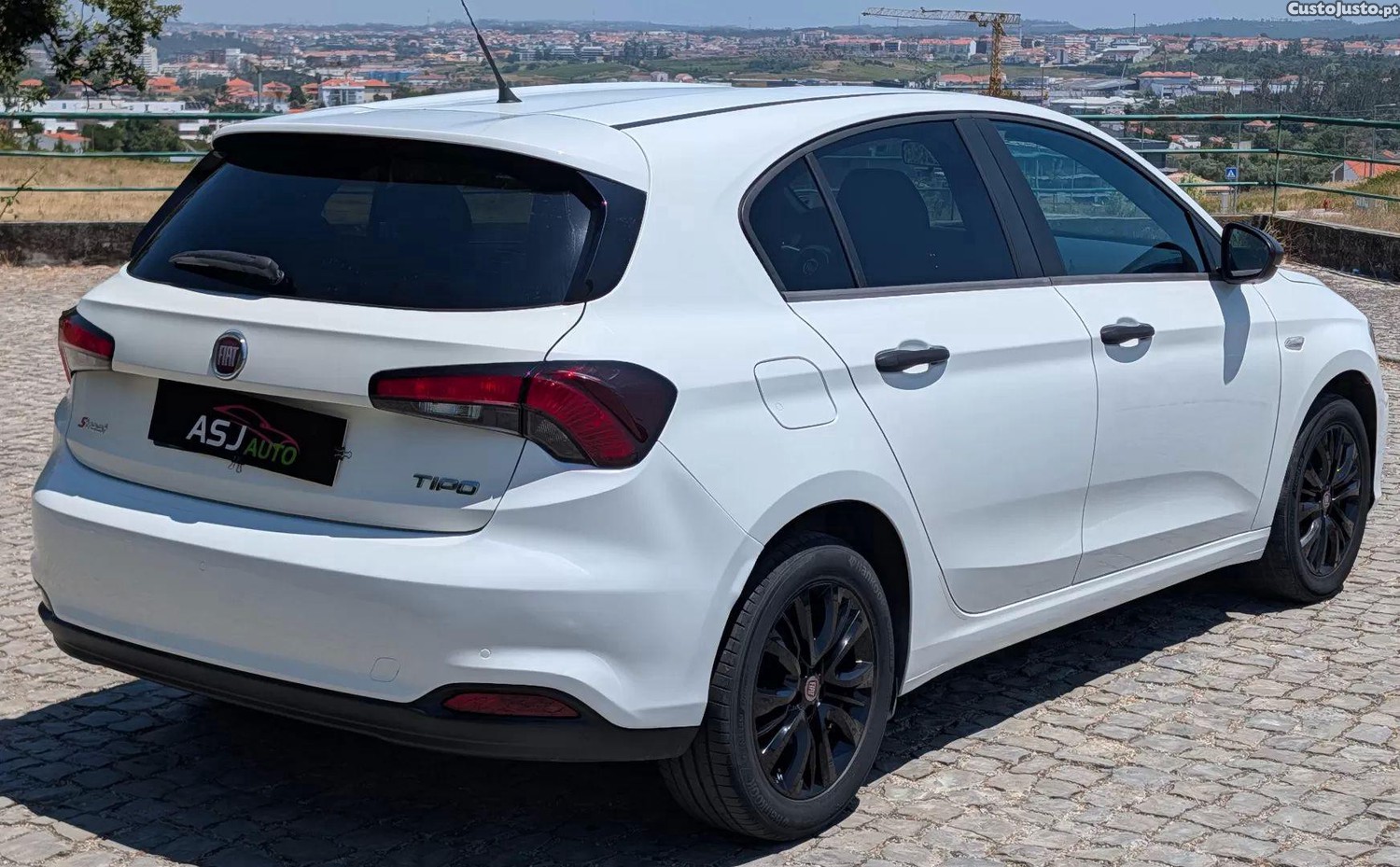Fiat Tipo 1.3 m-jet street — fotografia 17
