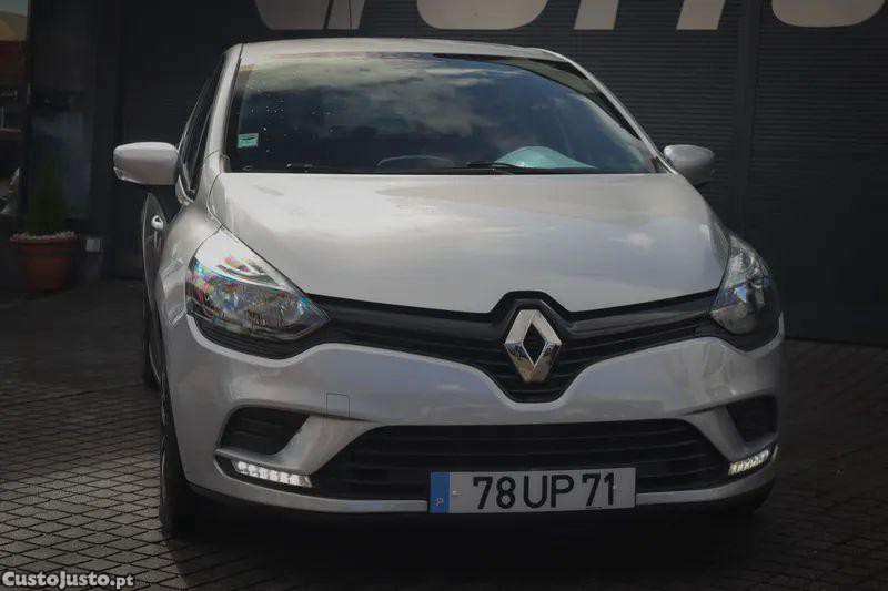 Renault Clio 1.5 dci limited edc — fotografia 9