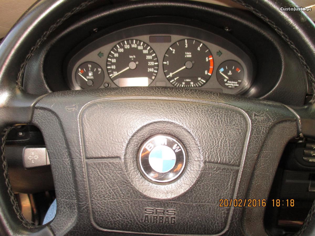 BMW 318 tds — fotografia 2