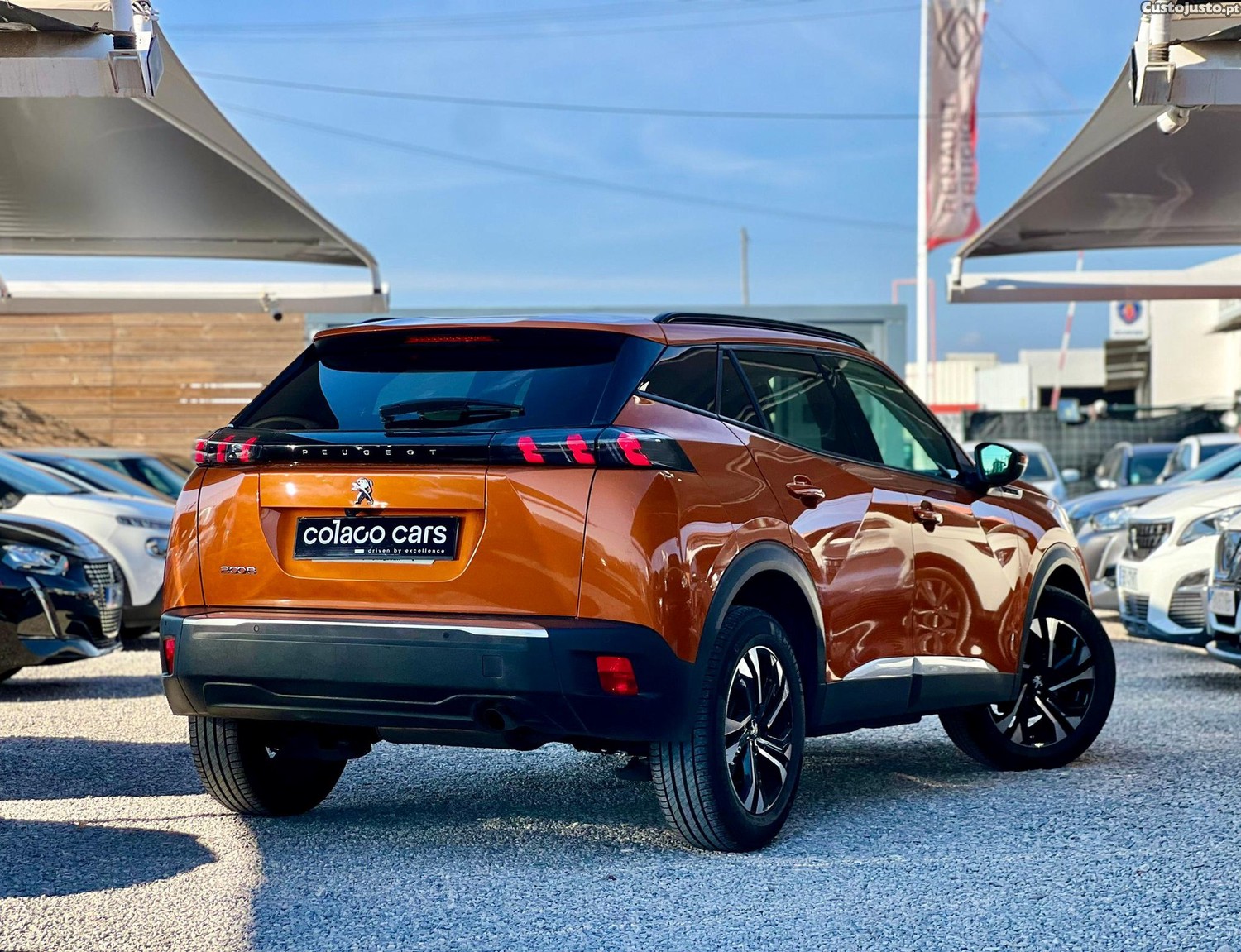 Peugeot 2008 1.2 PureTech GT Line — fotografia 6
