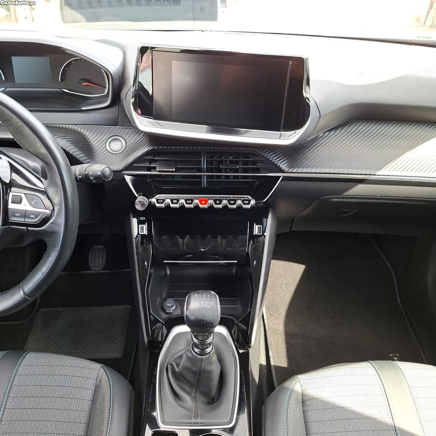 Peugeot 2008 1.5 BlueHDi Active Pack — fotografia 10