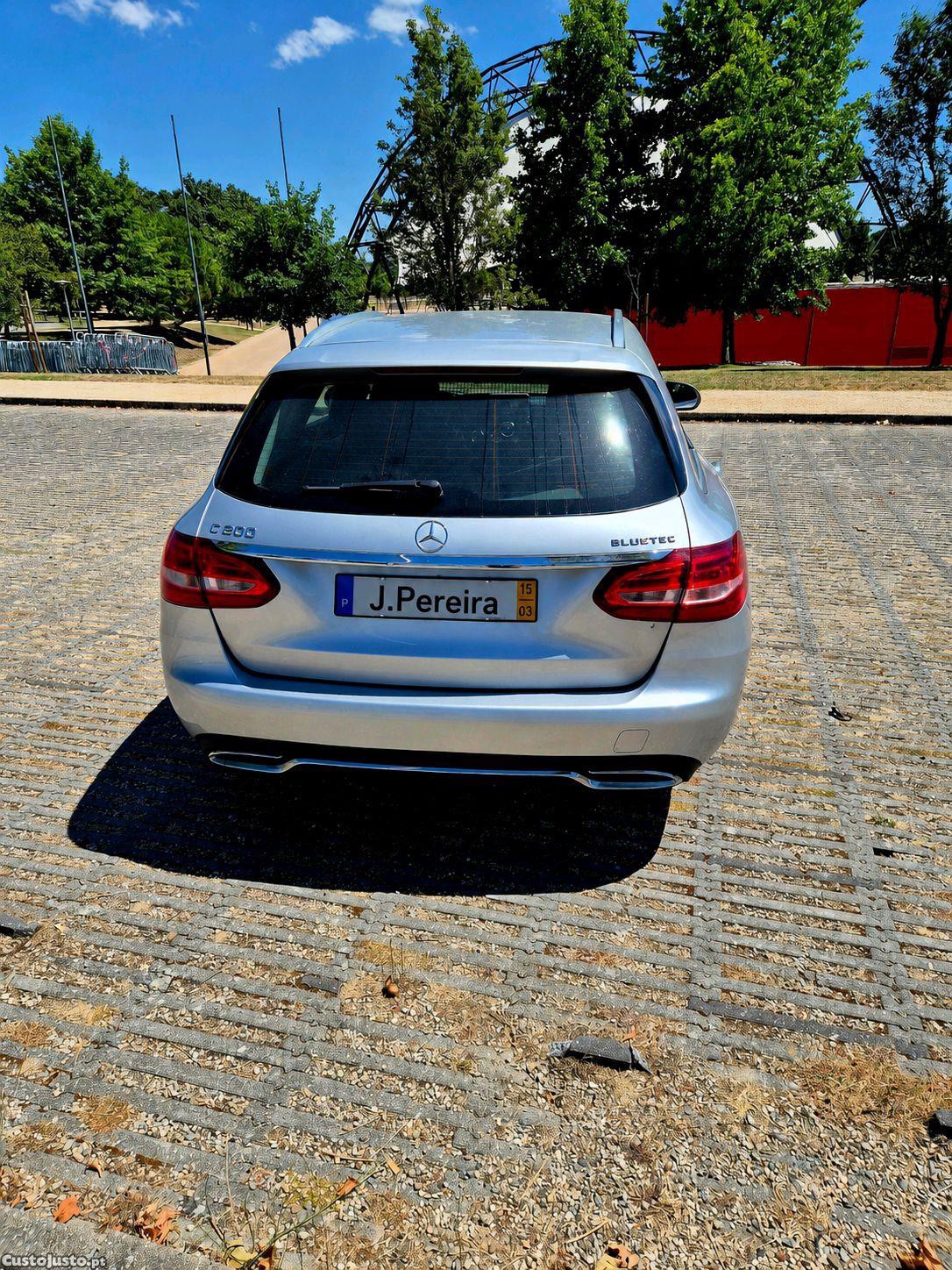 Mercedes-Benz C 200 bluetec — fotografia 6