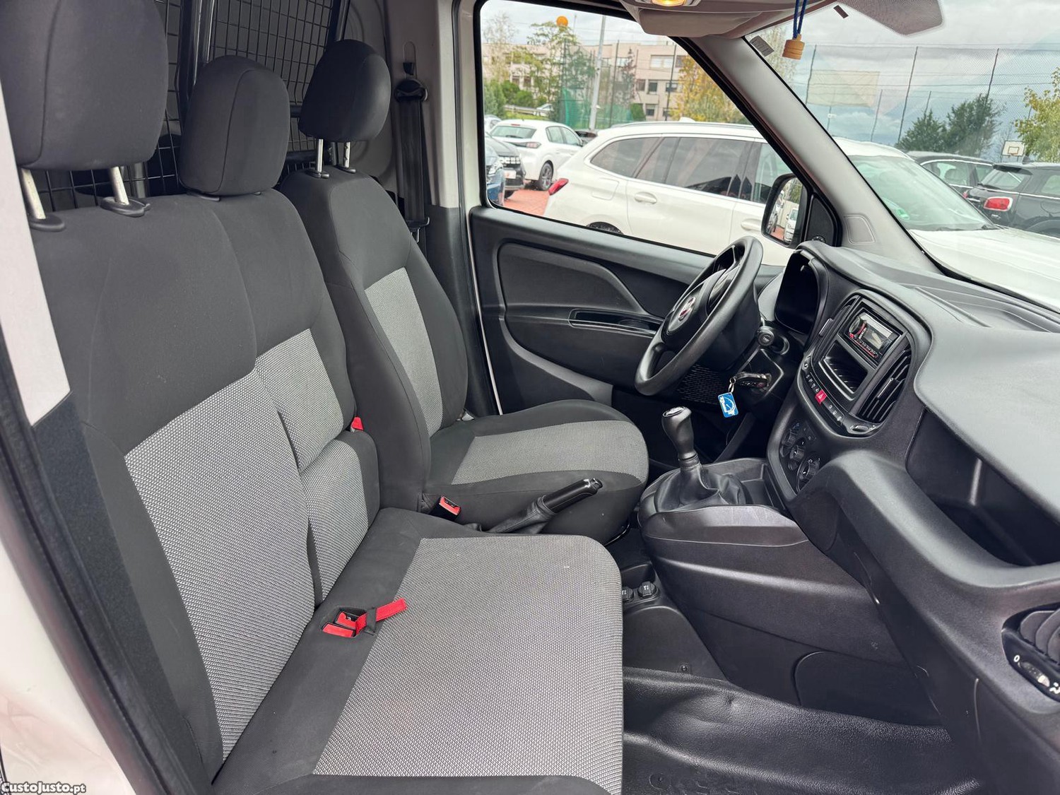 Fiat Doblo Combi 1.3 Multijet Maxi — fotografia 14
