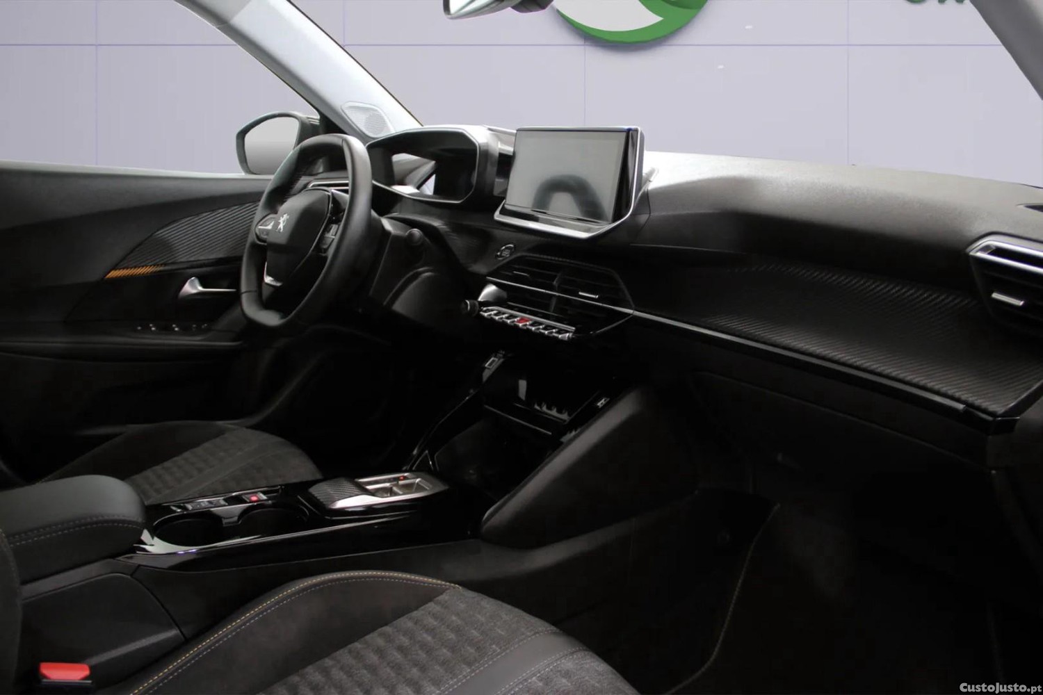 Peugeot e-2008 Allure — fotografia 8