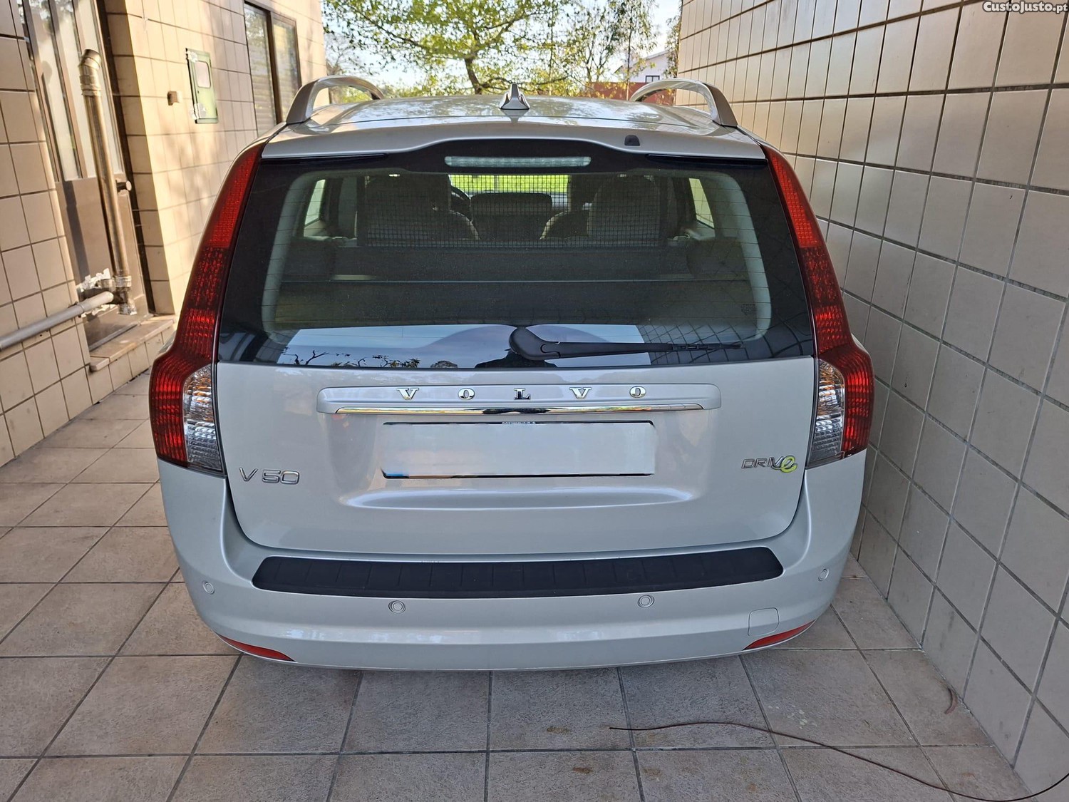 Volvo V50 1.6D — fotografia 6