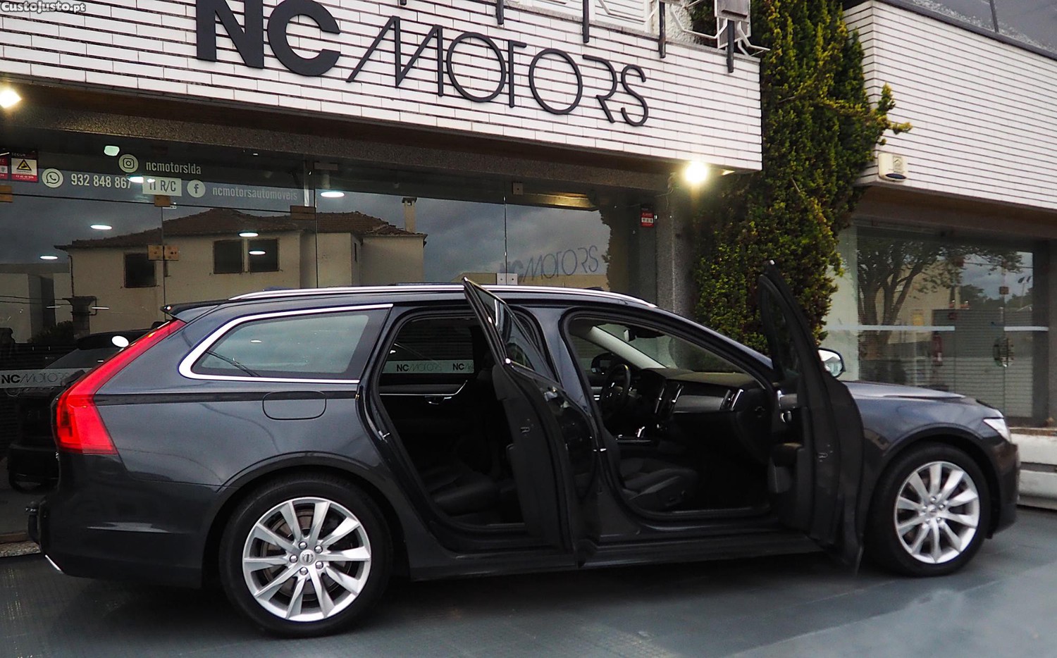Volvo V90 2.0 T8 Momentum Plus AWD Geartronic — fotografia 6