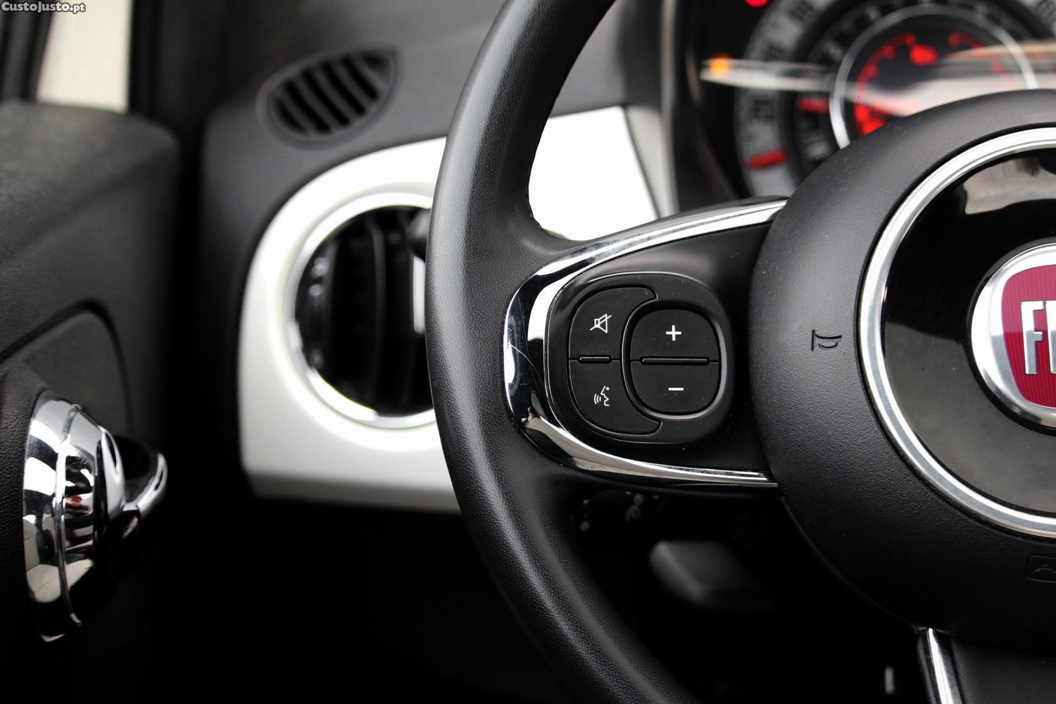 Fiat 500 1.0 Hybrid Dolcevita — fotografia 6