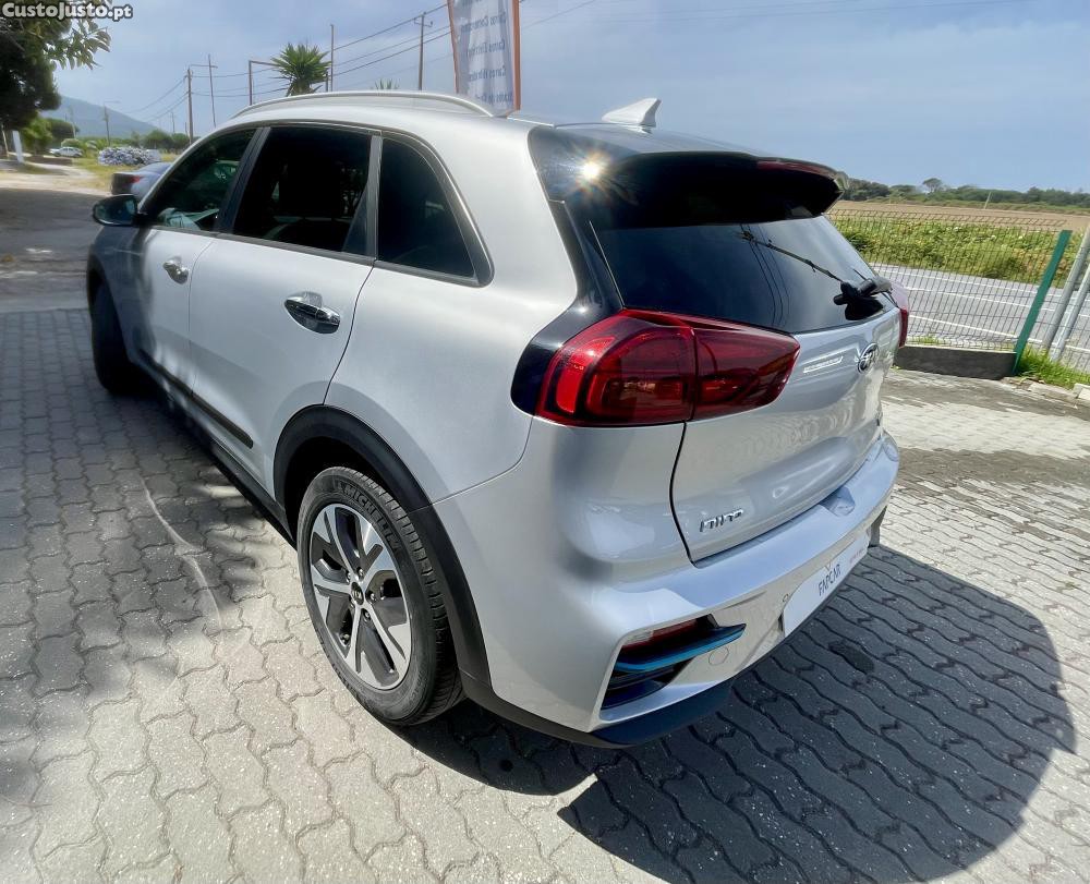 Kia e-Niro E-NIRO EV 64KWH TECH — fotografia 15