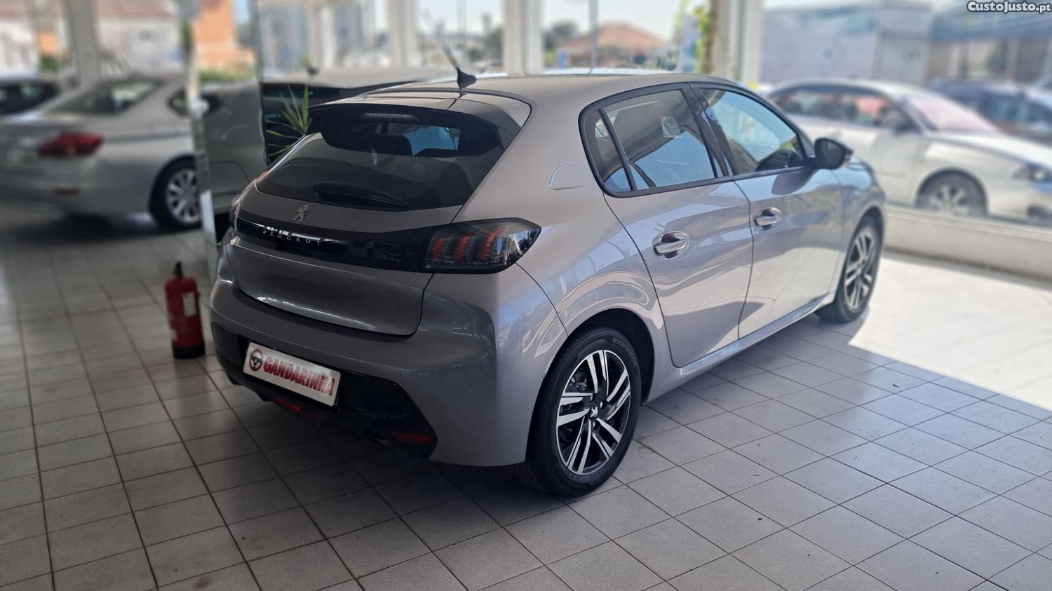 Peugeot 208 1.2 Puretech Allure - 20 — photo 4