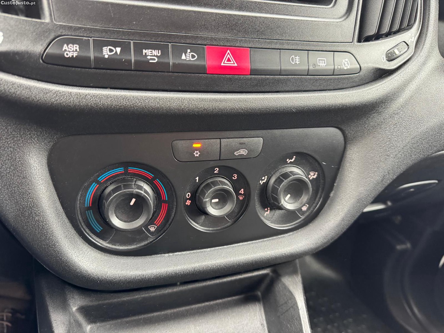 Fiat Doblo Combi 1.3 Multijet Maxi — fotografia 12