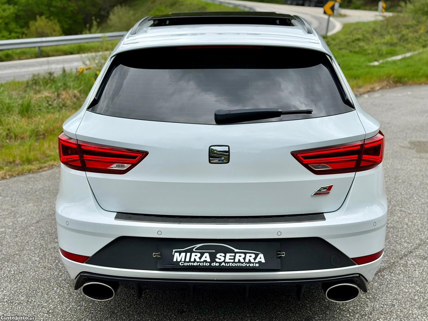 SEAT Leon 2.0 TSI Cupra 4Drive DSG S/S — fotografia 18