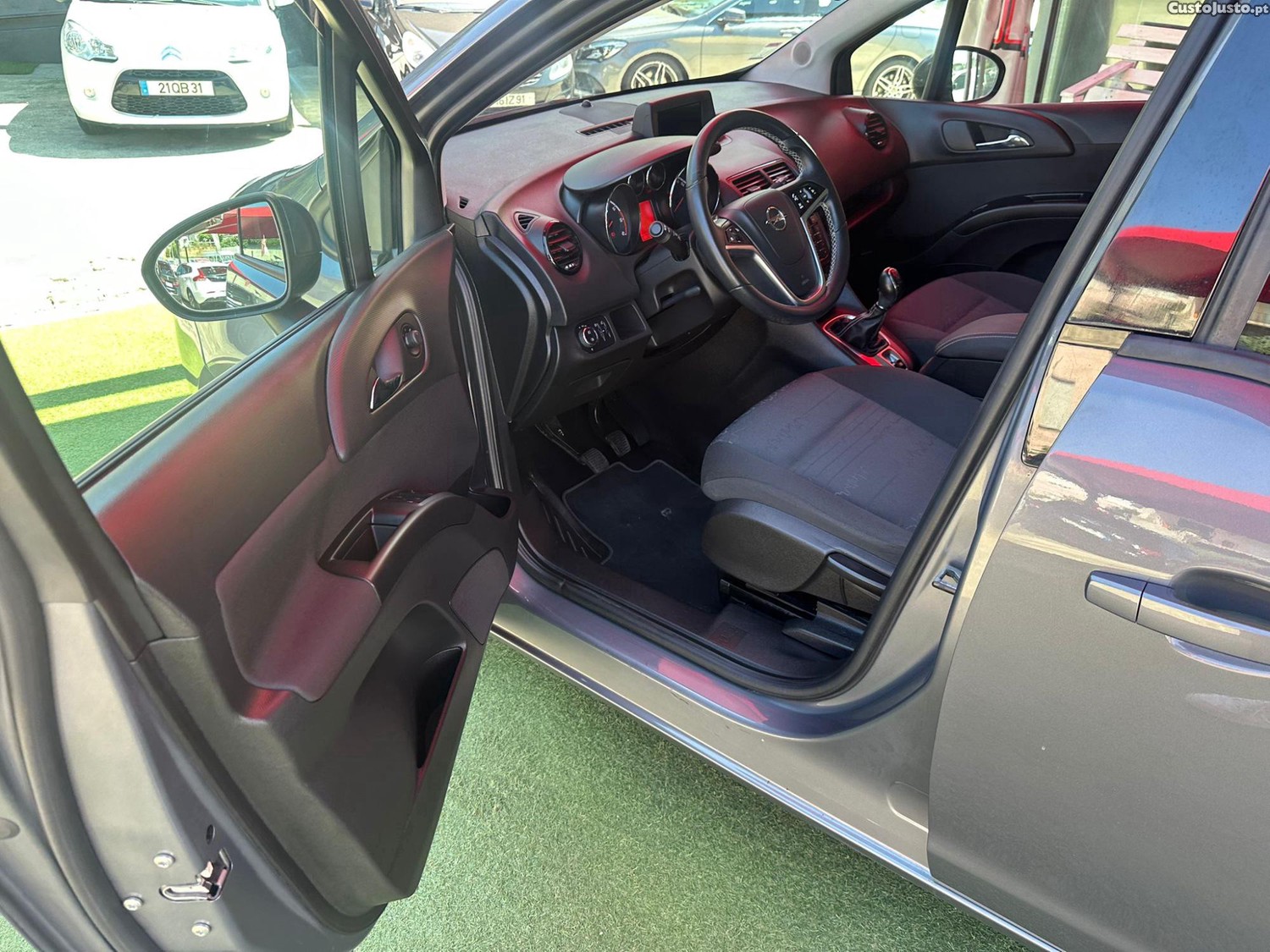 Opel Meriva 1.6 CDTI | GPS — fotografia 10