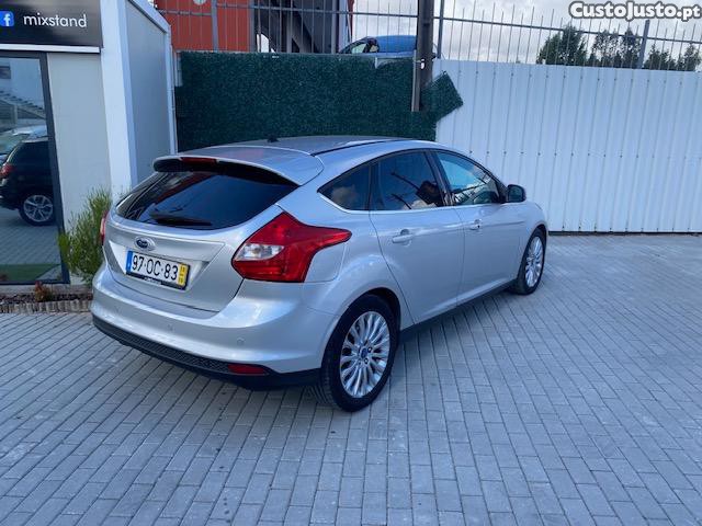 Ford Focus 1.6TDCITitanium 115 Cv — fotografia 8