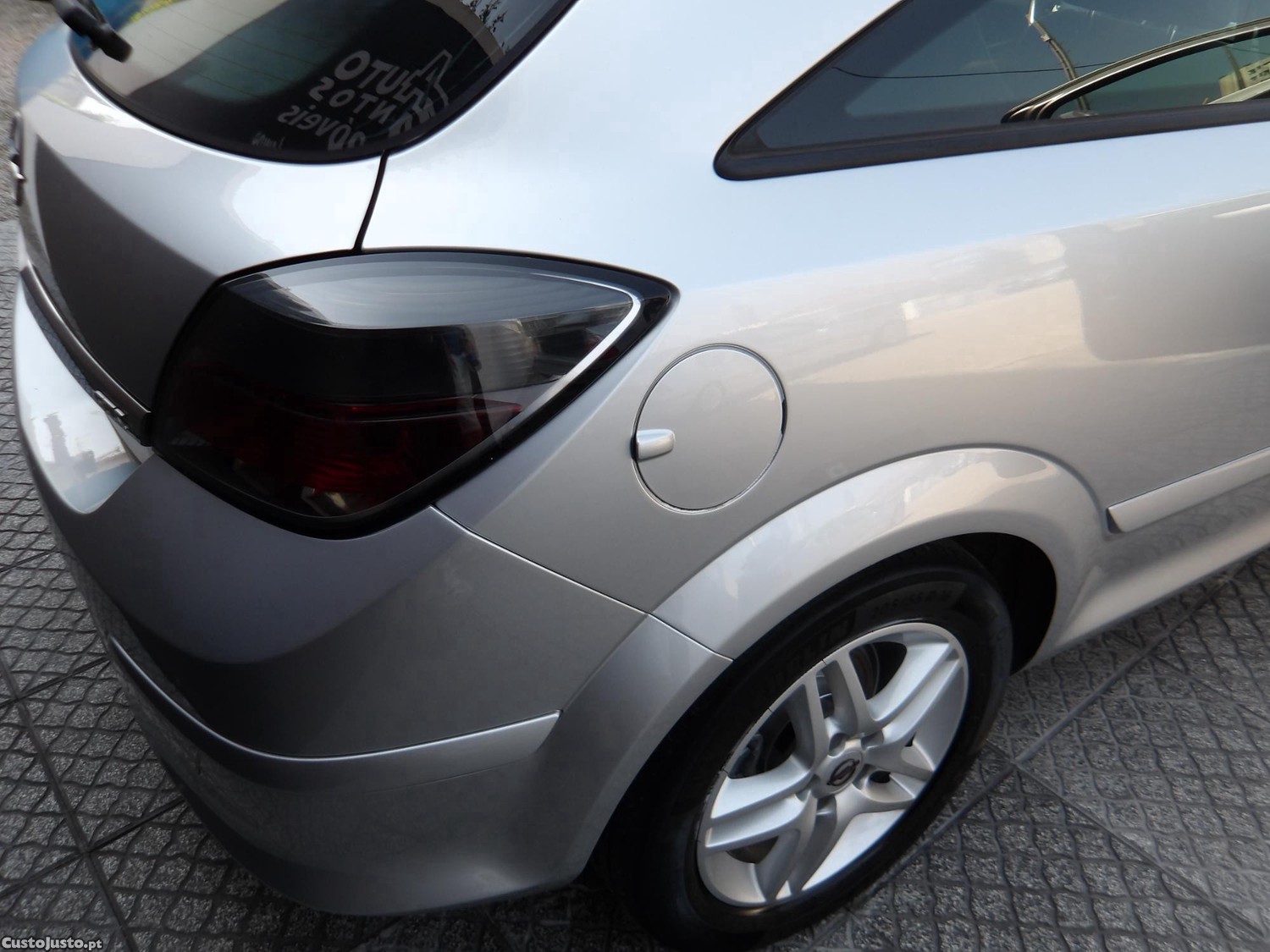 Opel Astra Gtc — fotografia 6