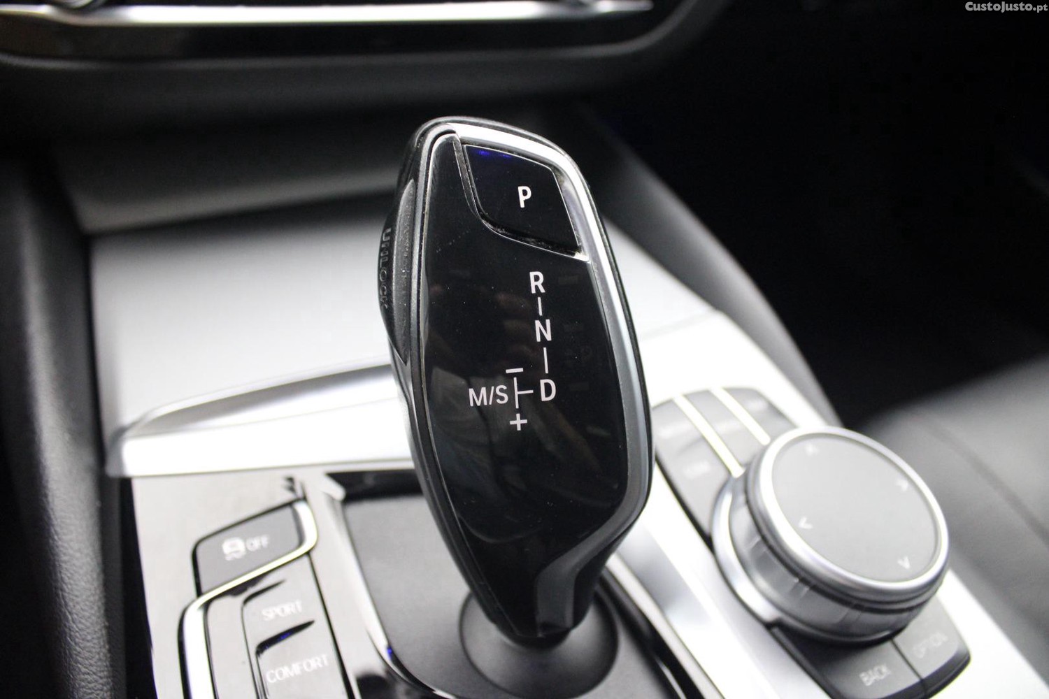 BMW 520 D AUTO — fotografia 19
