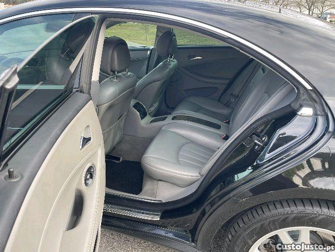 Mercedes-Benz CLS 350 300 CDI Facelift 224cv — fotografia 3
