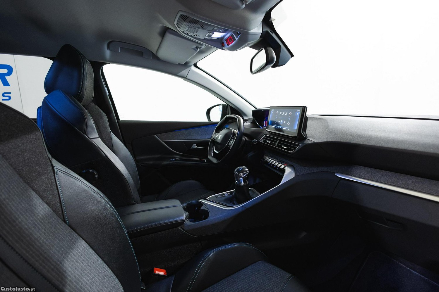 Peugeot 5008 1.2 PureTech Allure Pack — fotografia 5