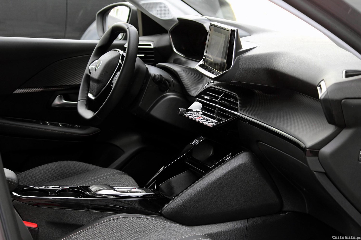 Peugeot 208 50 kWh Style — fotografia 12