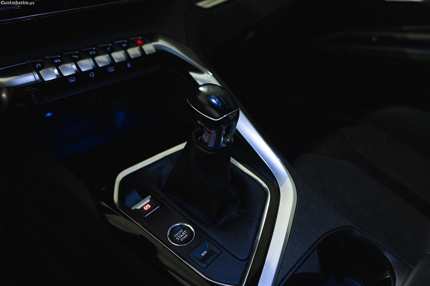 Peugeot 5008 1.2 PureTech Allure Pack — fotografia 10
