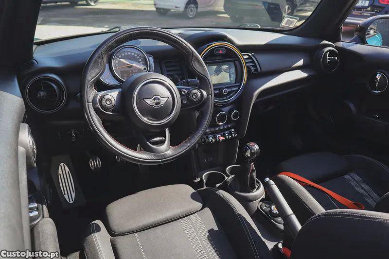MINI Cabrio One — photo 2