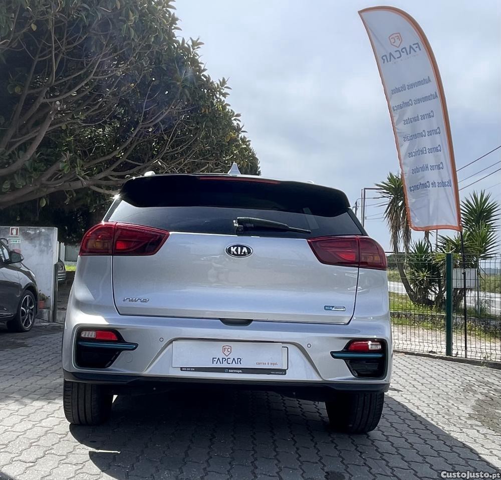 Kia e-Niro E-NIRO EV 64KWH TECH — fotografia 13