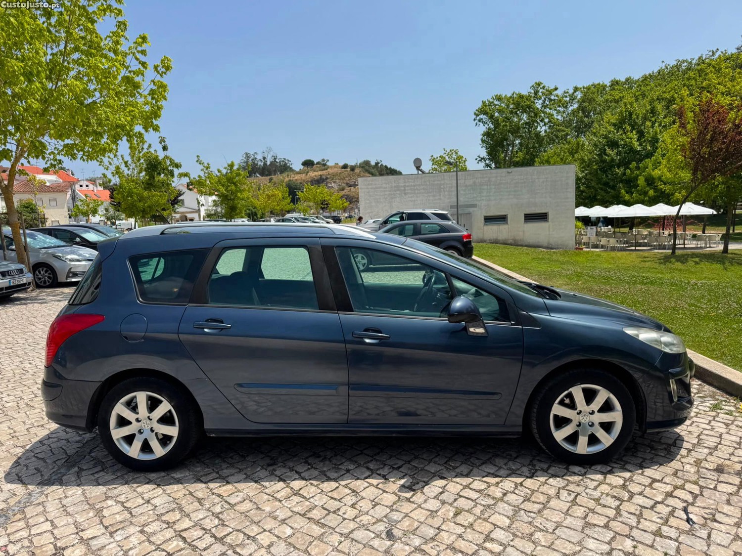 Peugeot 308 1.6 HDI 7 LUGARES — fotografia 4
