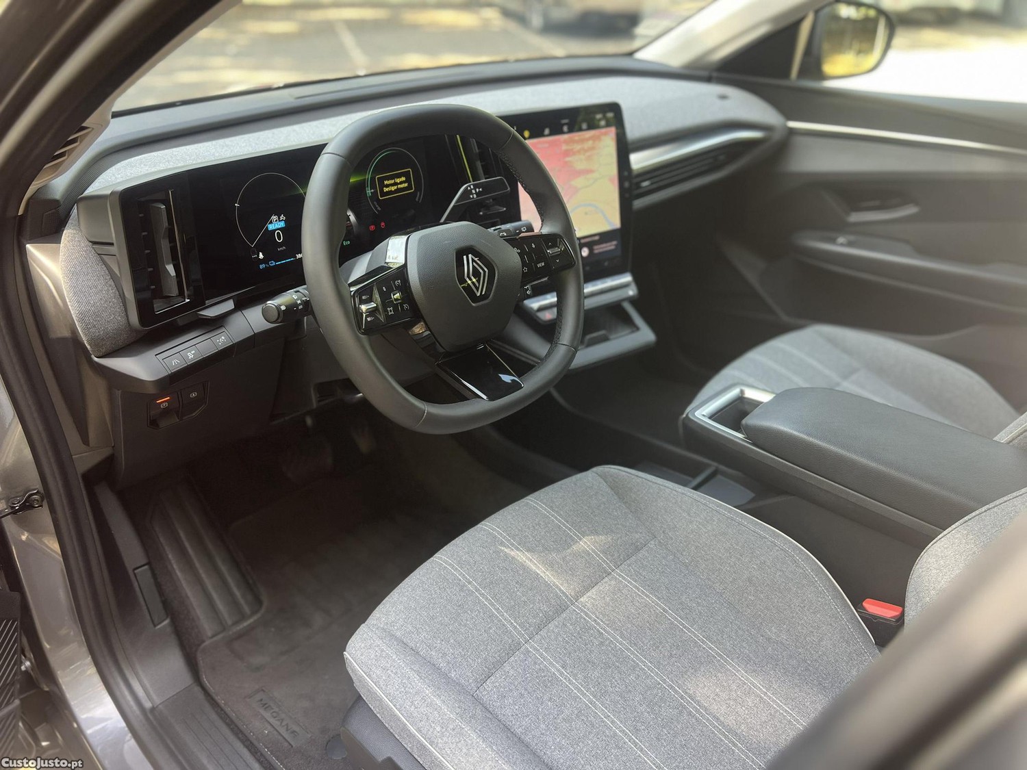 Renault Mégane E-Tech — fotografia 11