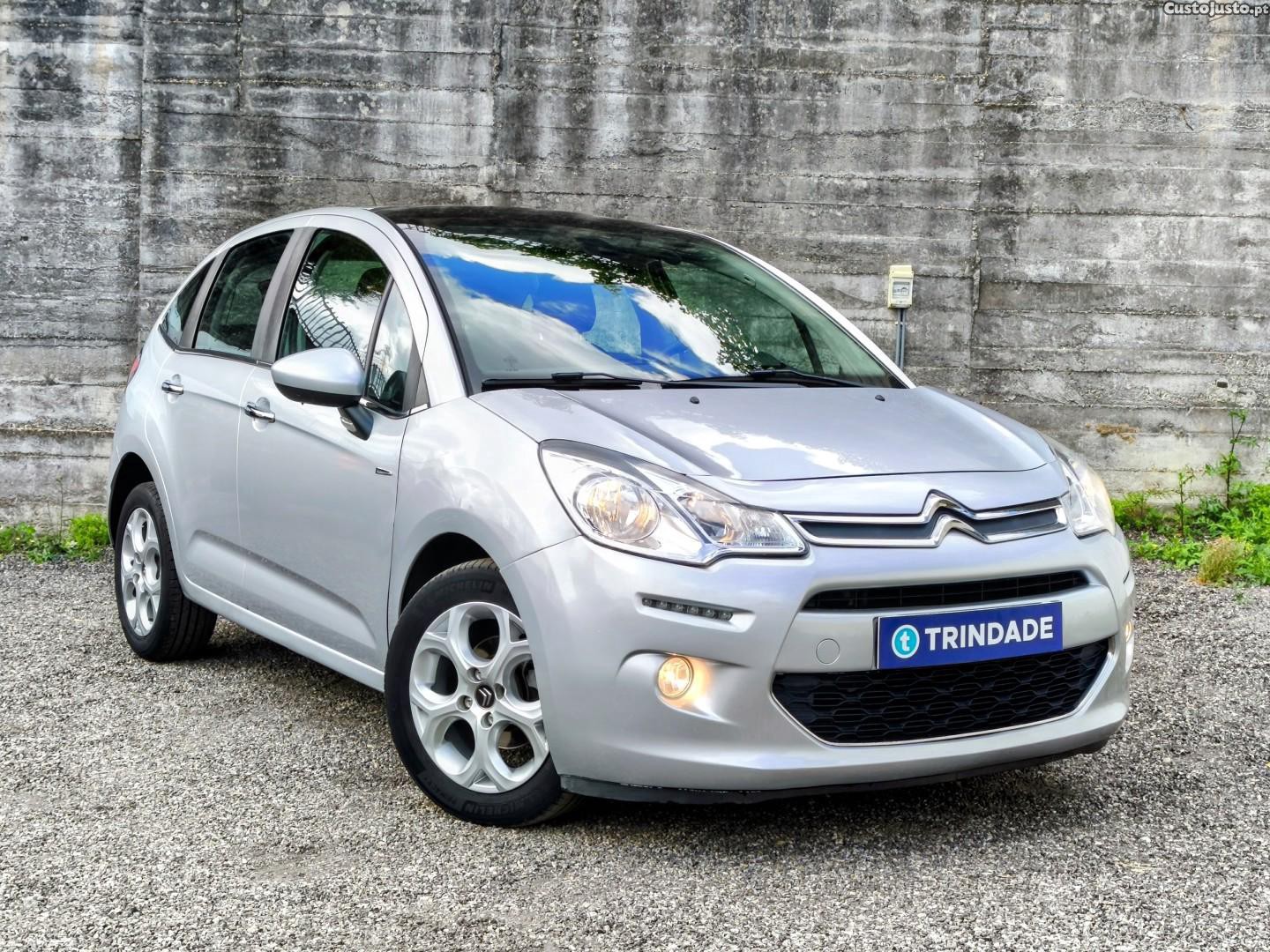 Citroën C3 1.2 VTi Exclusive — fotografia 17
