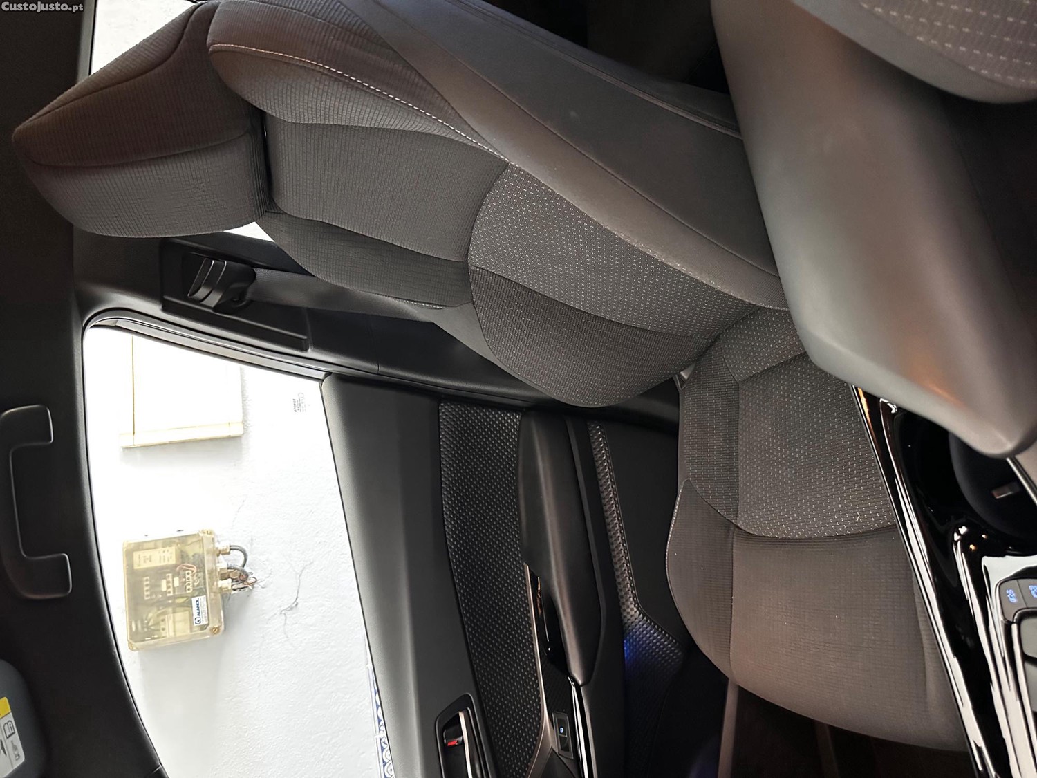 Toyota C-HR — fotografia 6