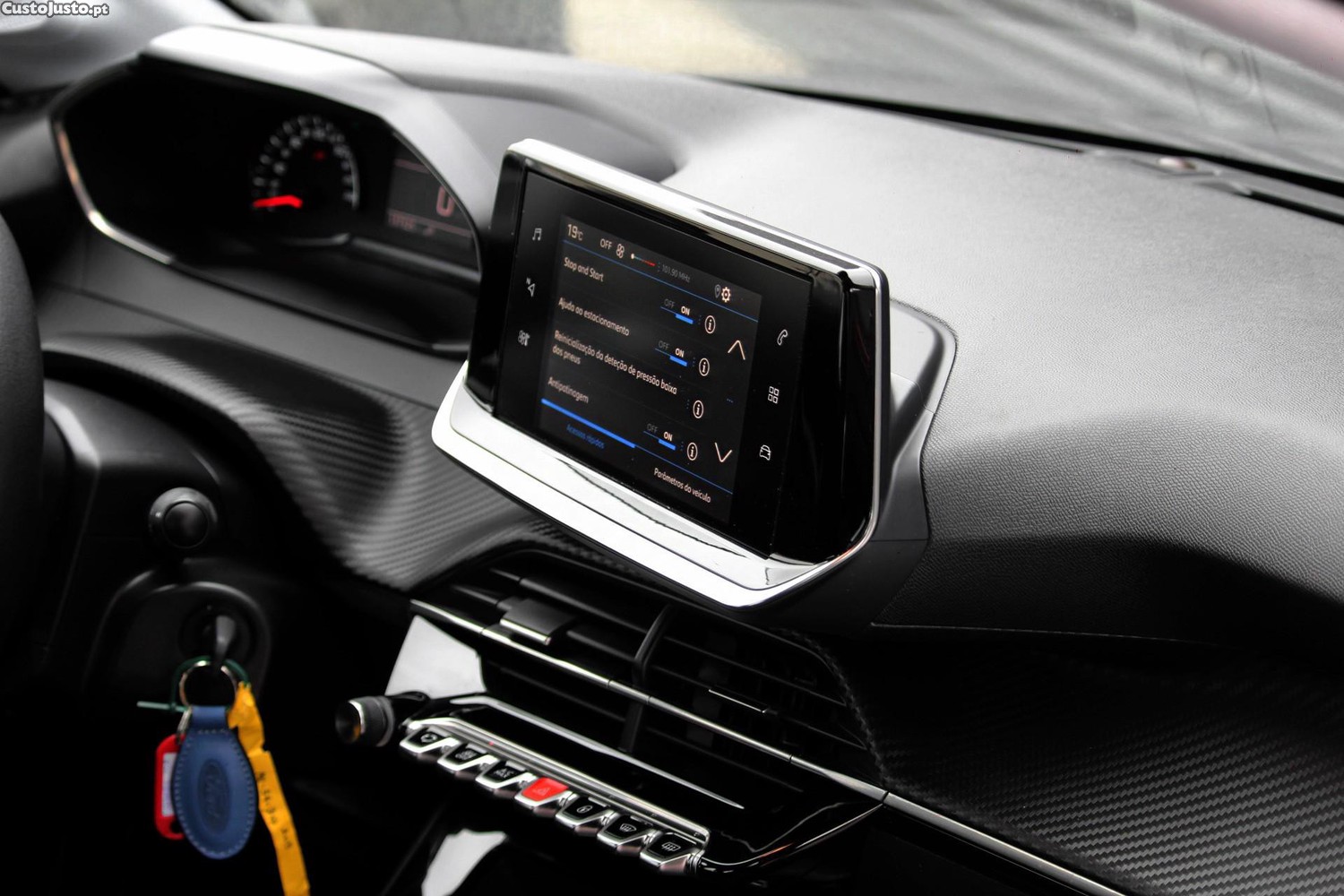Peugeot 208 1.5 BlueHDi Active — fotografia 18