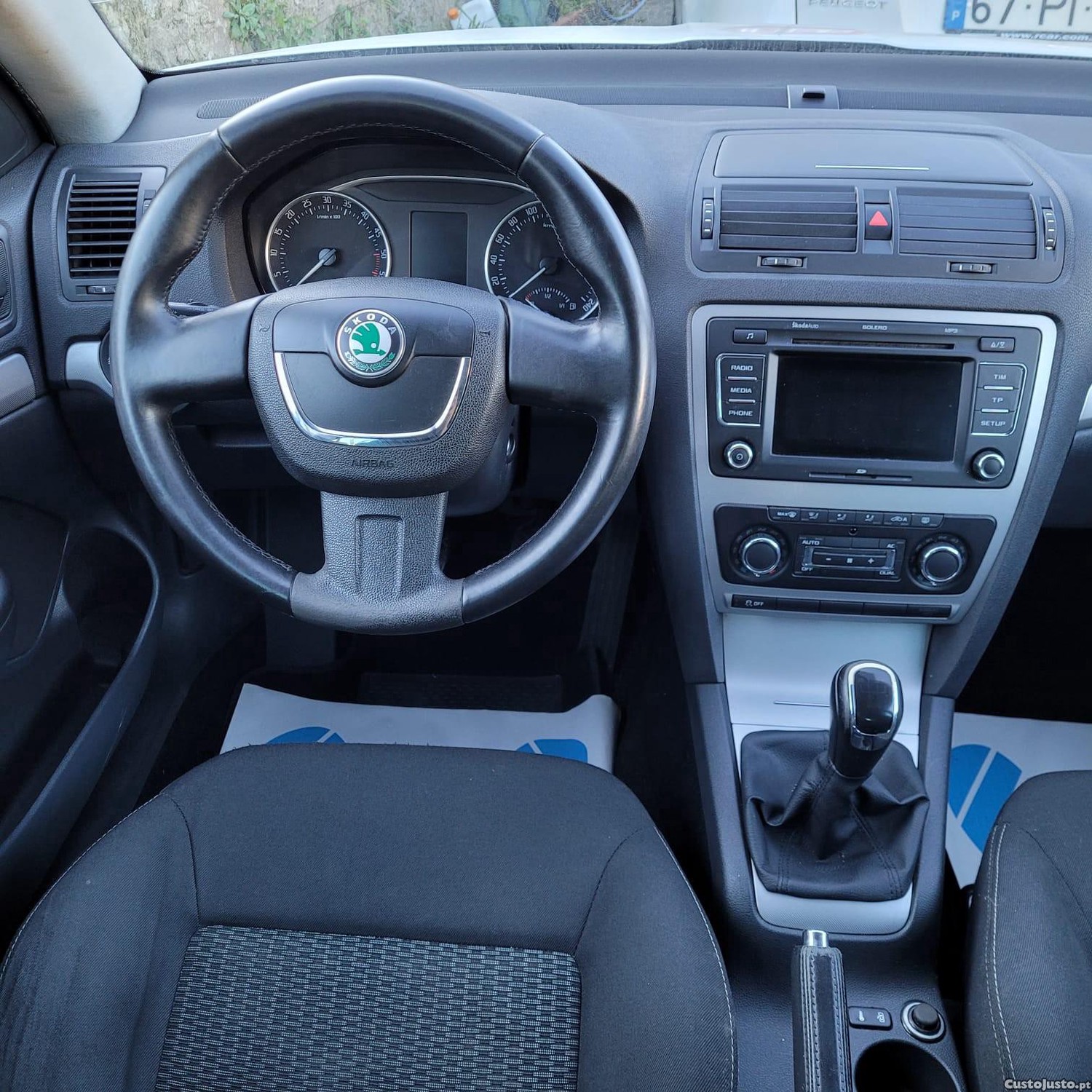 Skoda Octavia 1.6 TDi Sportline — fotografia 11