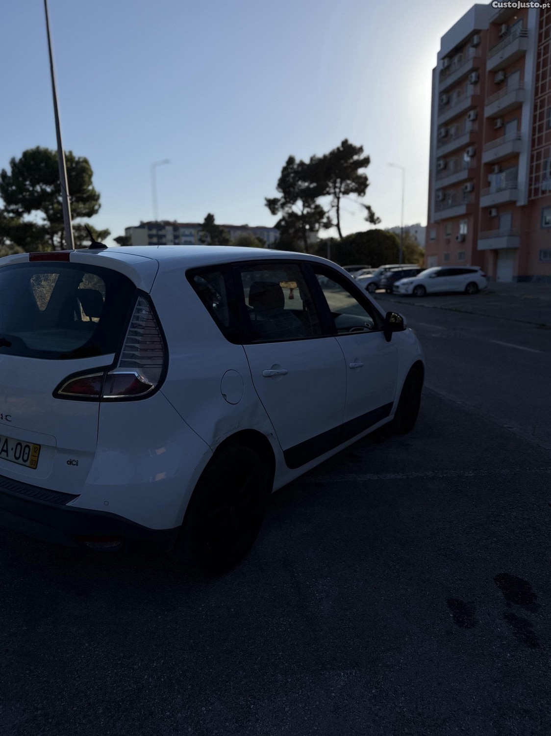 Renault Scénic 1.5Dci — fotografia 4
