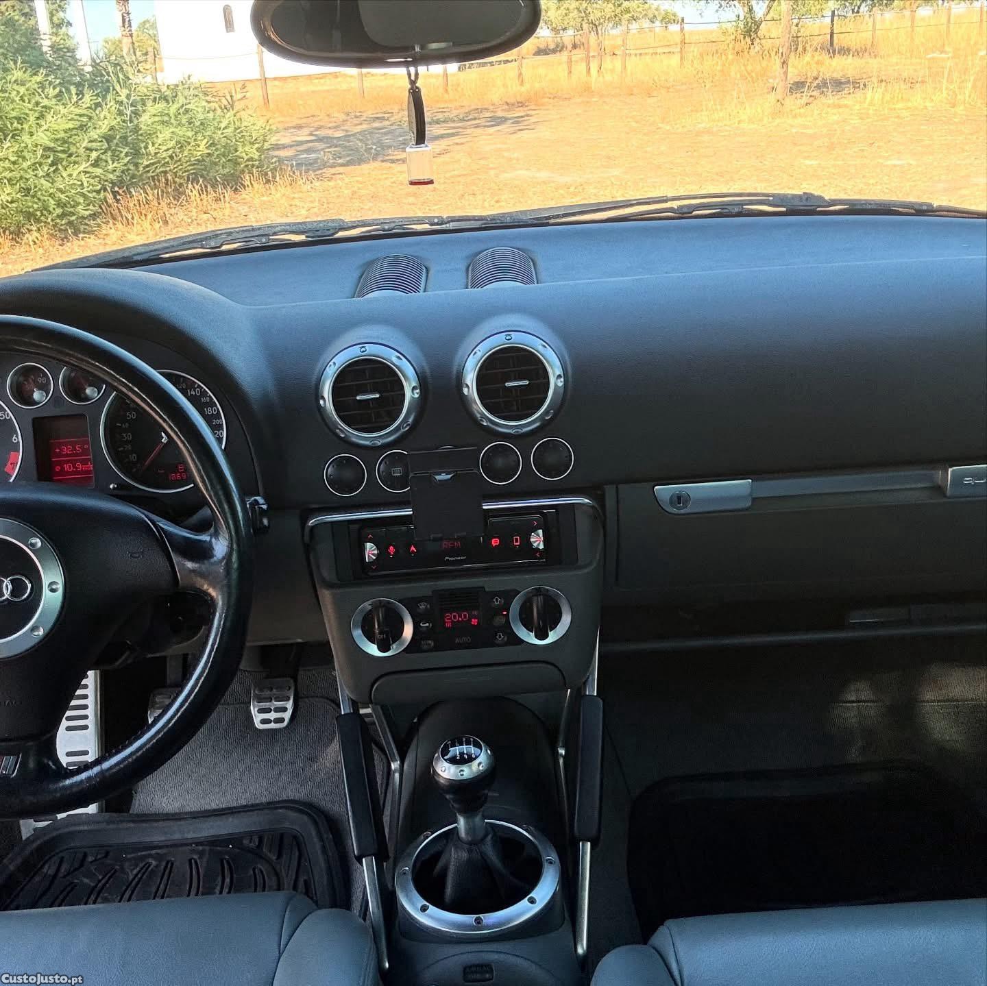 Audi TT 1.8T 225cv Quattro — photo 4
