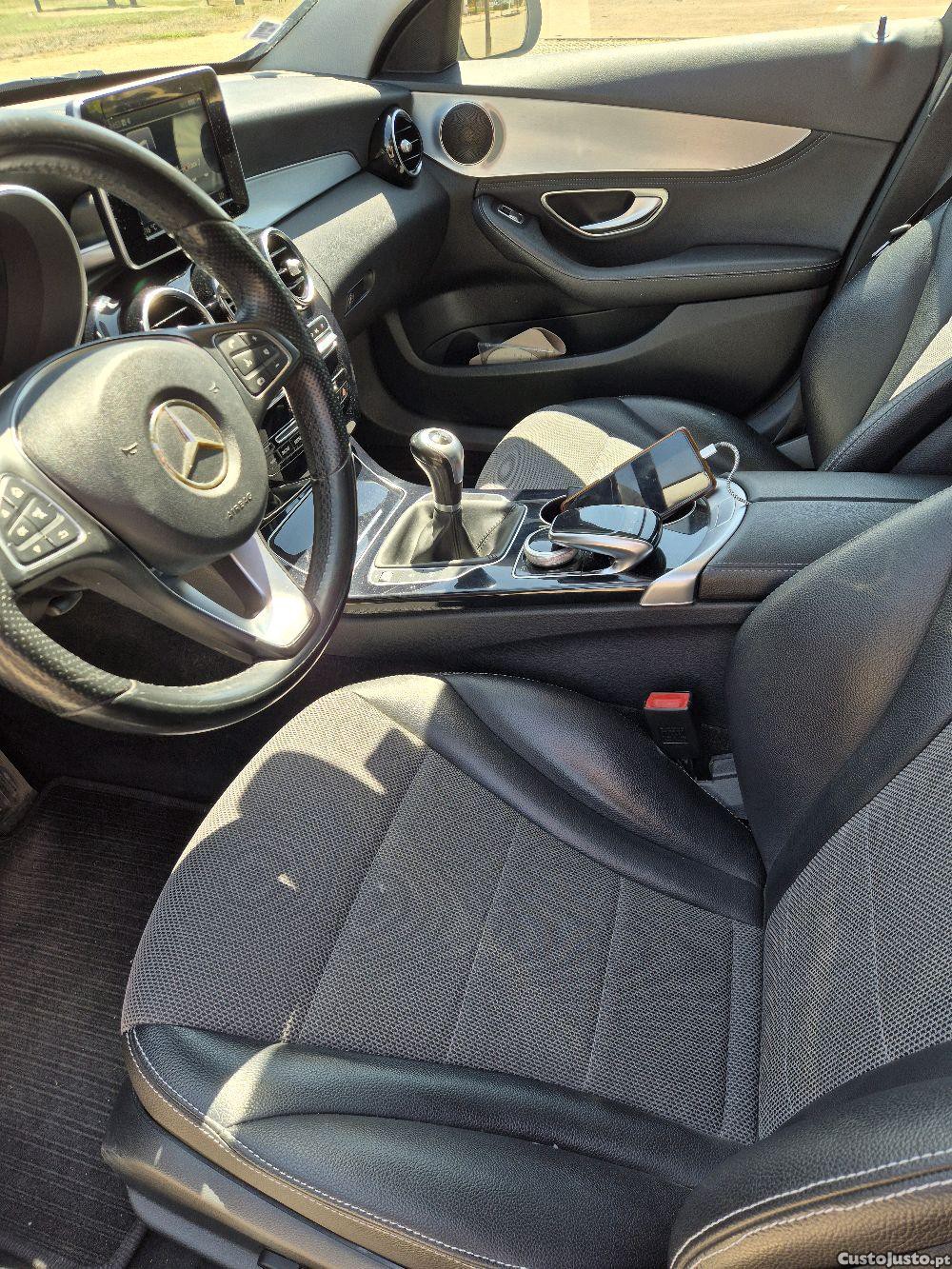 Mercedes-Benz C 200 bluetec — fotografia 3