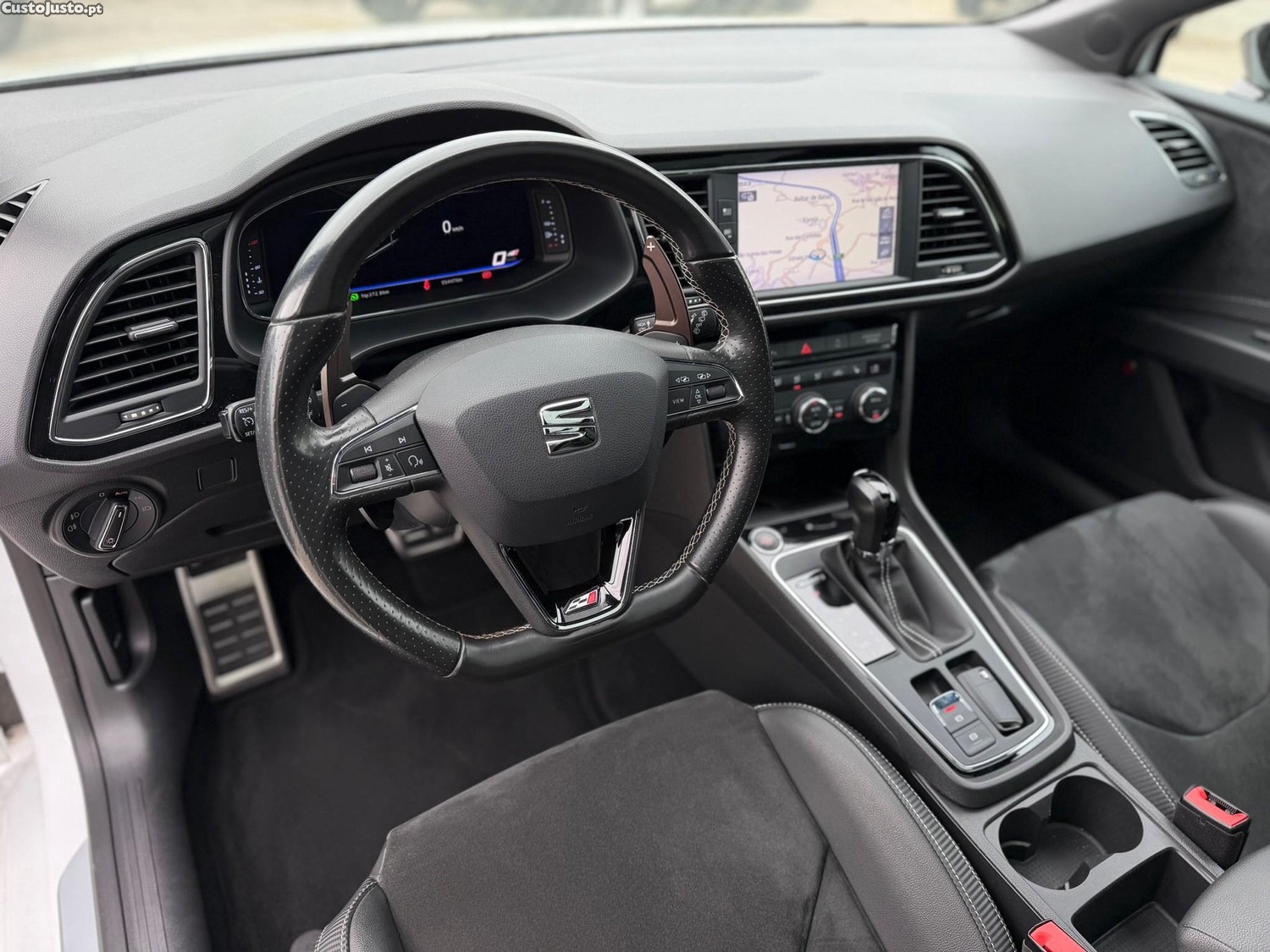 SEAT Leon 2.0 TSI Cupra 4Drive DSG S/S — fotografia 12