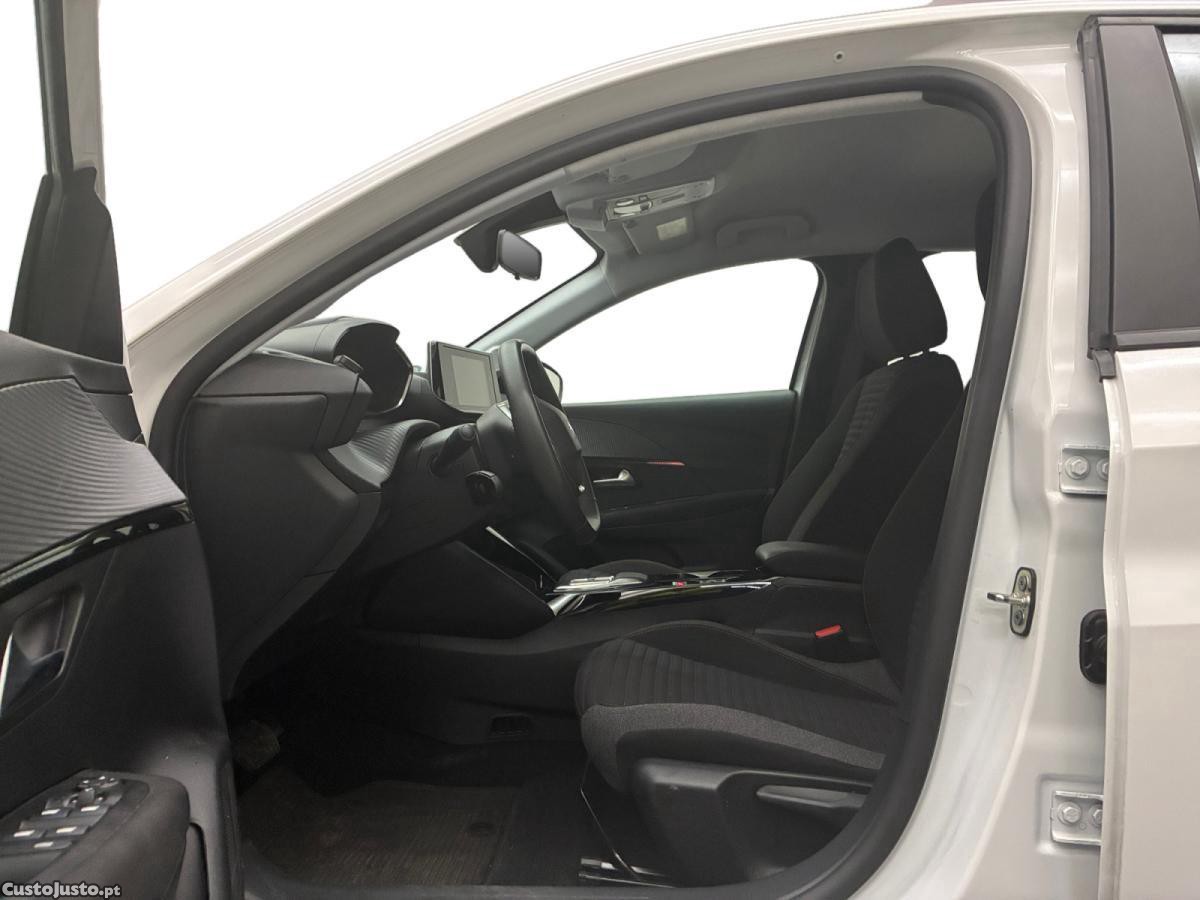 Peugeot 208 50 kWh Active Pack — fotografia 9