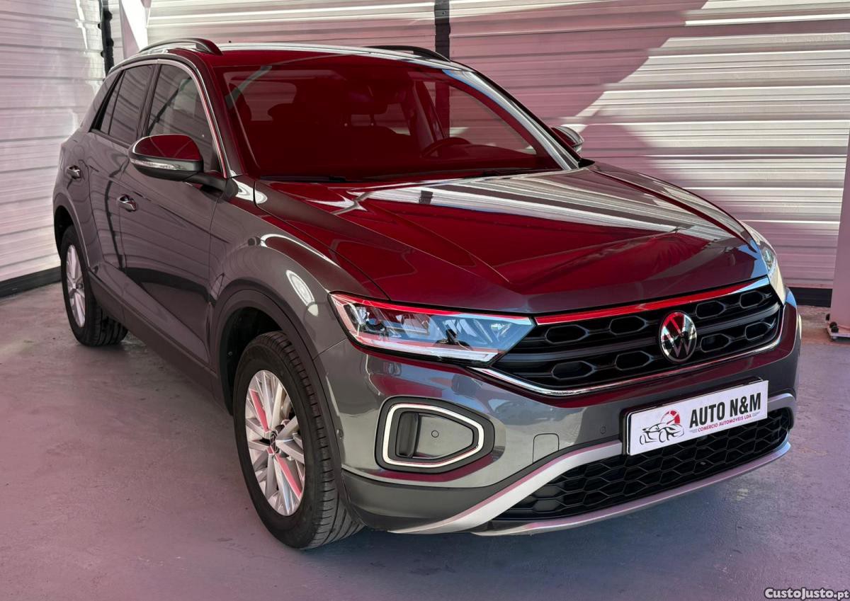 Volkswagen T-Roc 1.0 TSI Life — fotografia 7