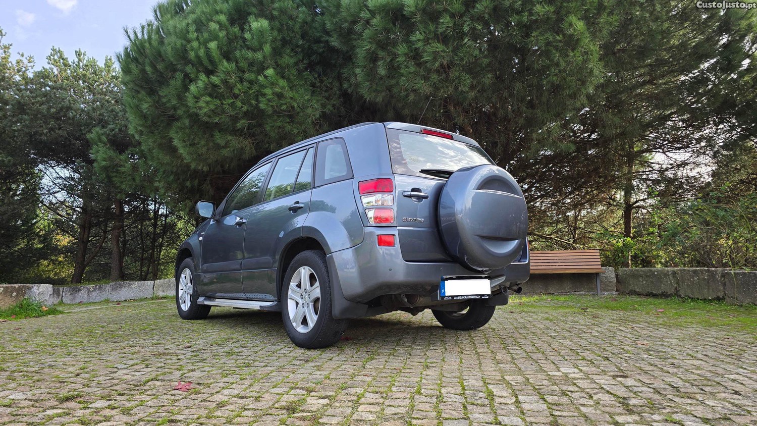 Suzuki Grand Vitara 1.9 DDis Full Extras - 06 foto 5