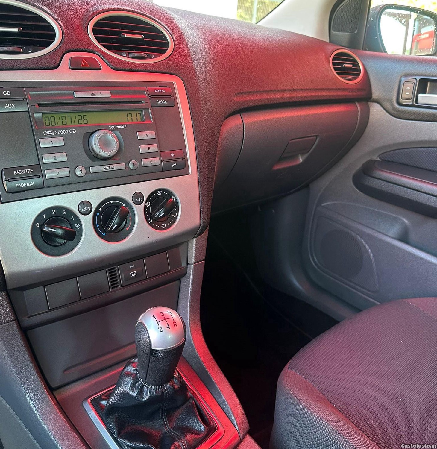 Ford Focus 1.6 TDCI — fotografia 2