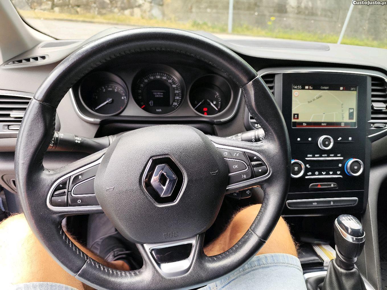 Renault Mégane 1.5 — fotografia 7