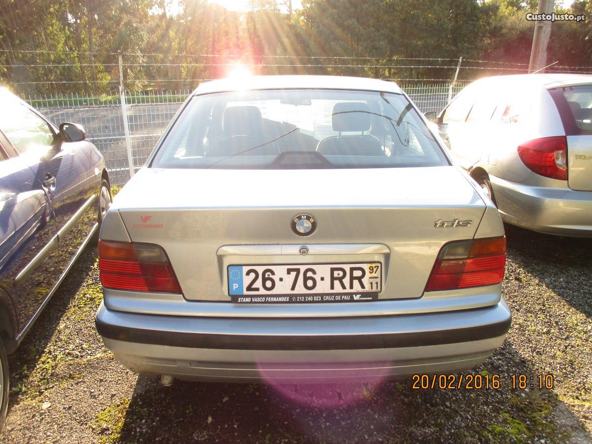 BMW 318 tds — fotografia 4
