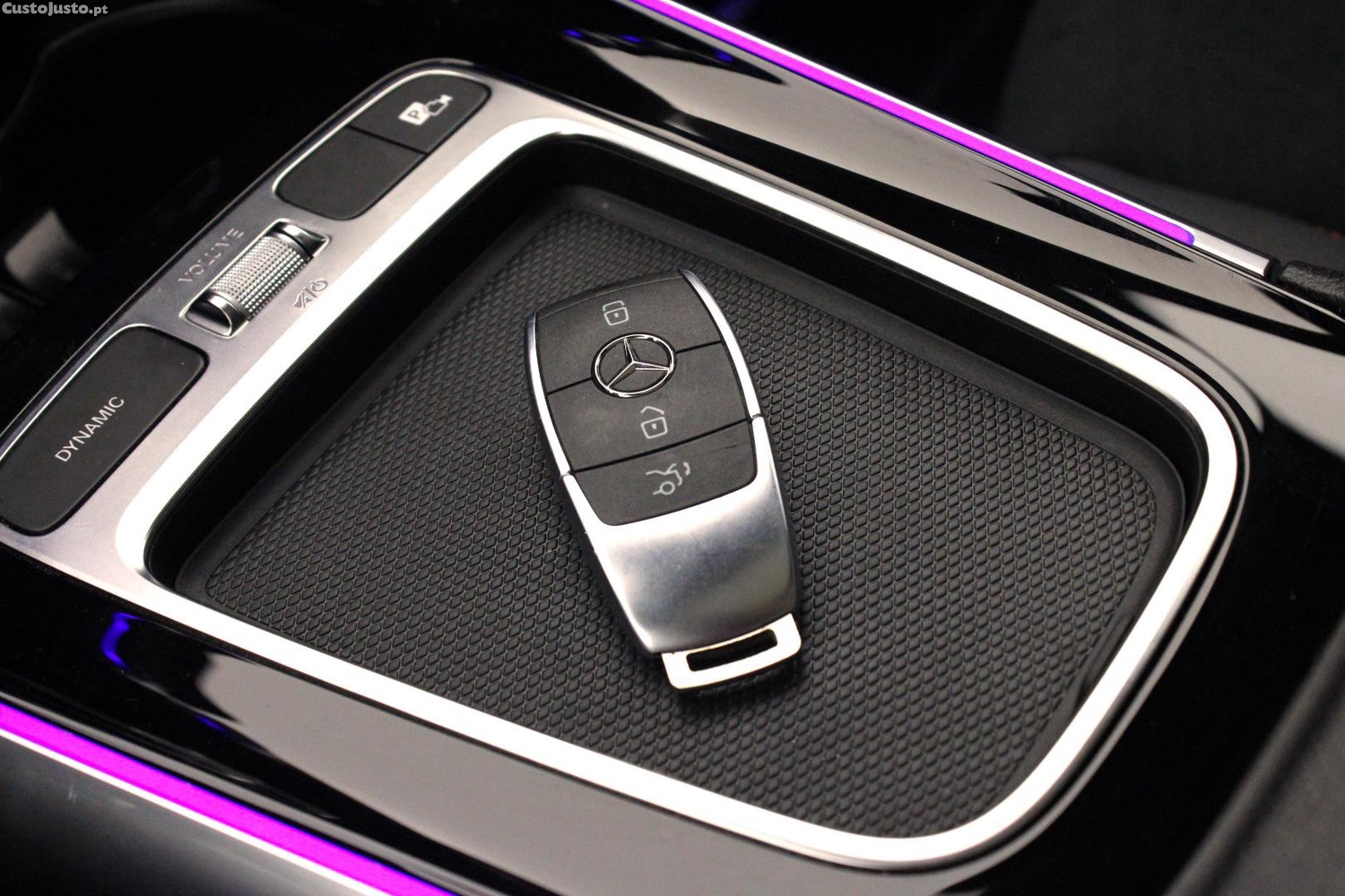 Mercedes-Benz EQA AMG NIGHT EDITION — fotografia 16