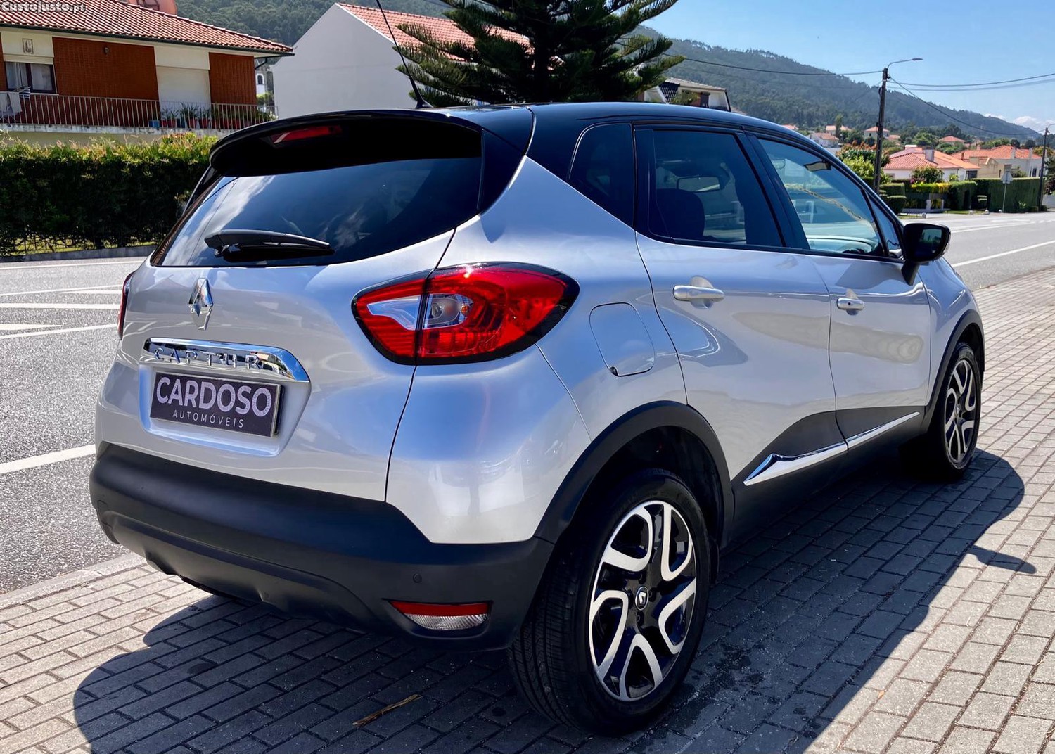 Renault Captur 1.2 TCe Exclusive — fotografia 9