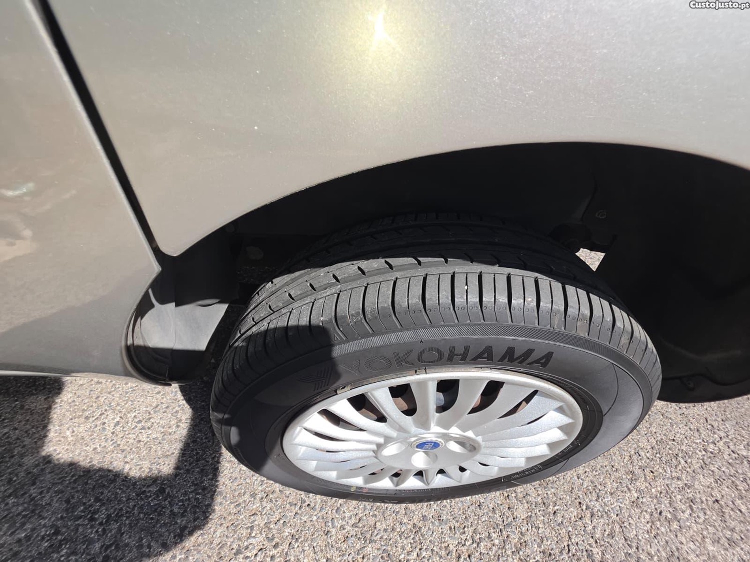 Fiat Doblo 1.3 Multijet — fotografia 3